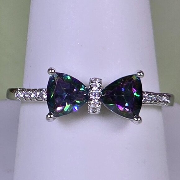 Bowtie-Shaped Ring With Synthetic Mystic Topaz Size 9.75 (NWOT) - Picture 2 of 6
